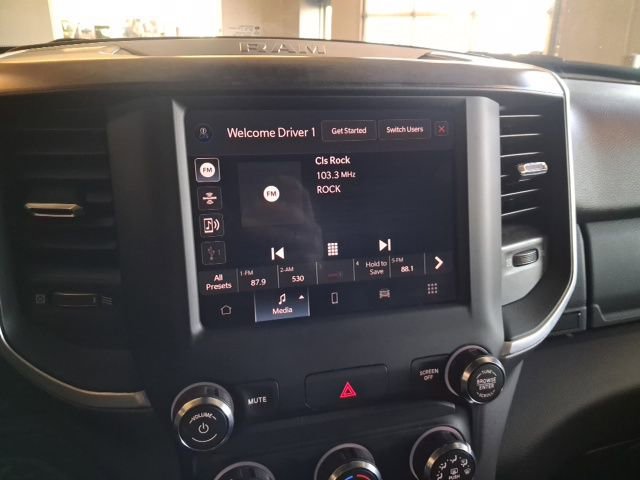 Used 2024 RAM 2500 Big Horn w/ Bed Utility Group image 17