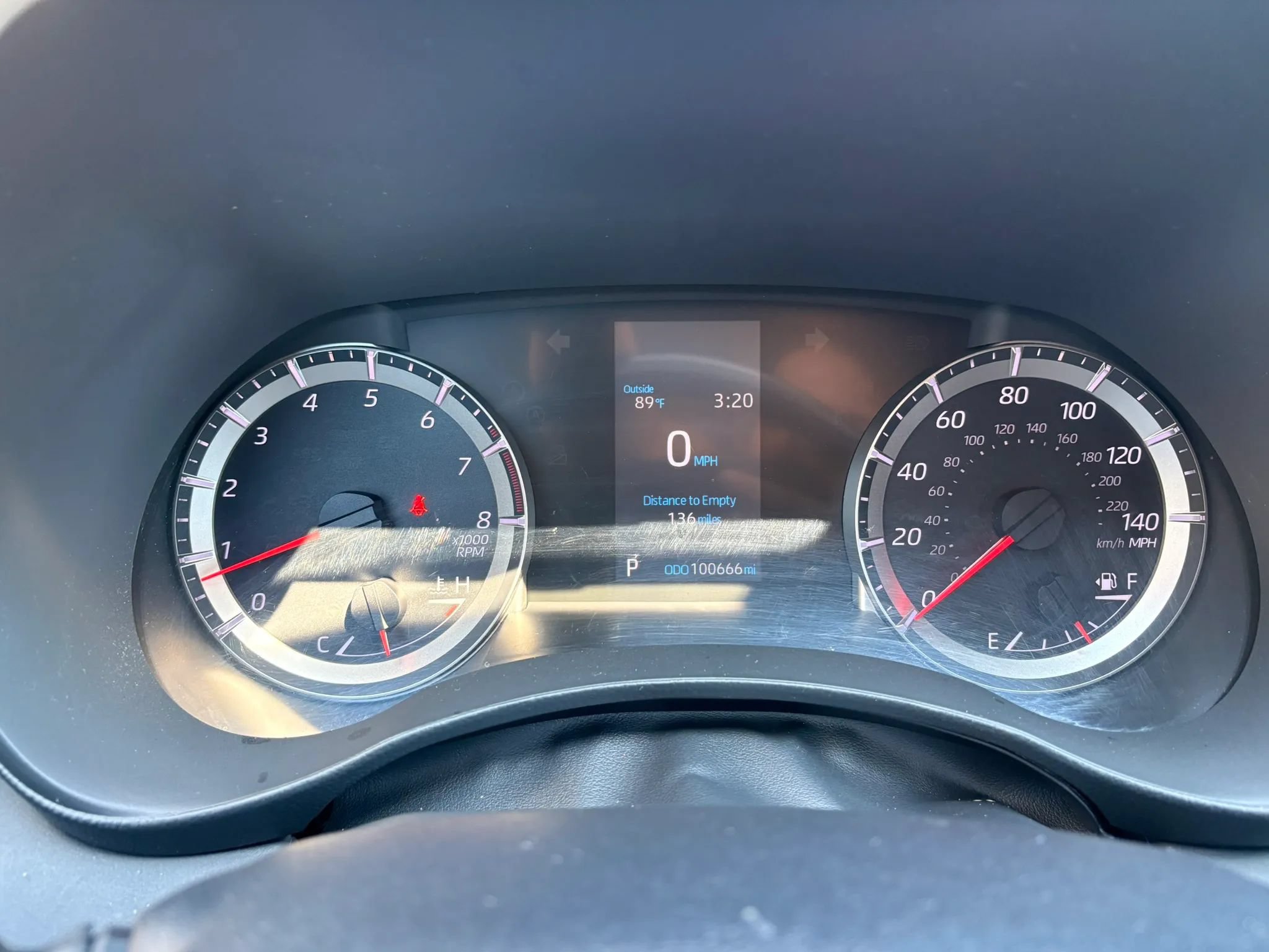 Used 2022 Toyota Highlander LE AWD/4WD image 23