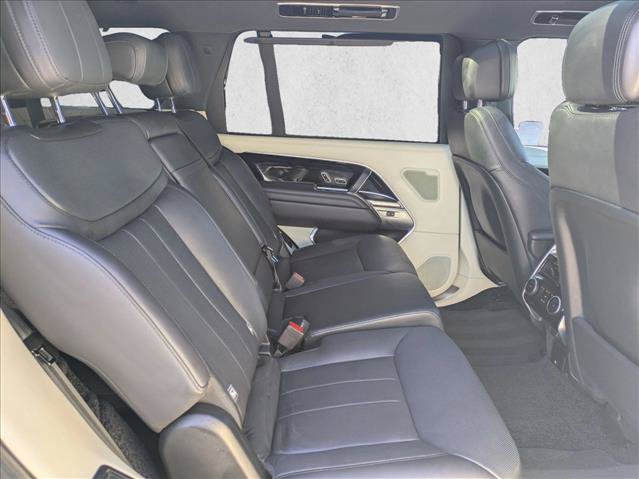 Used 2024 Land Rover Range Rover Long Wheelbase SE AWD/4WD image 22