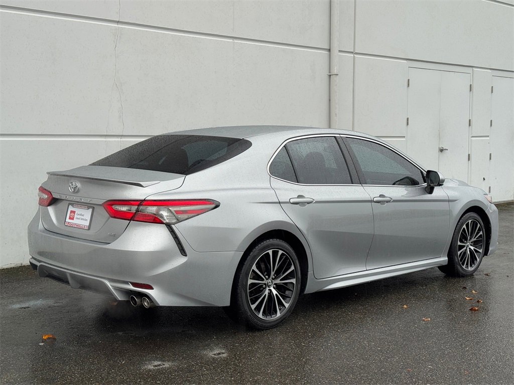 Certified 2018 Toyota Camry SE image 7