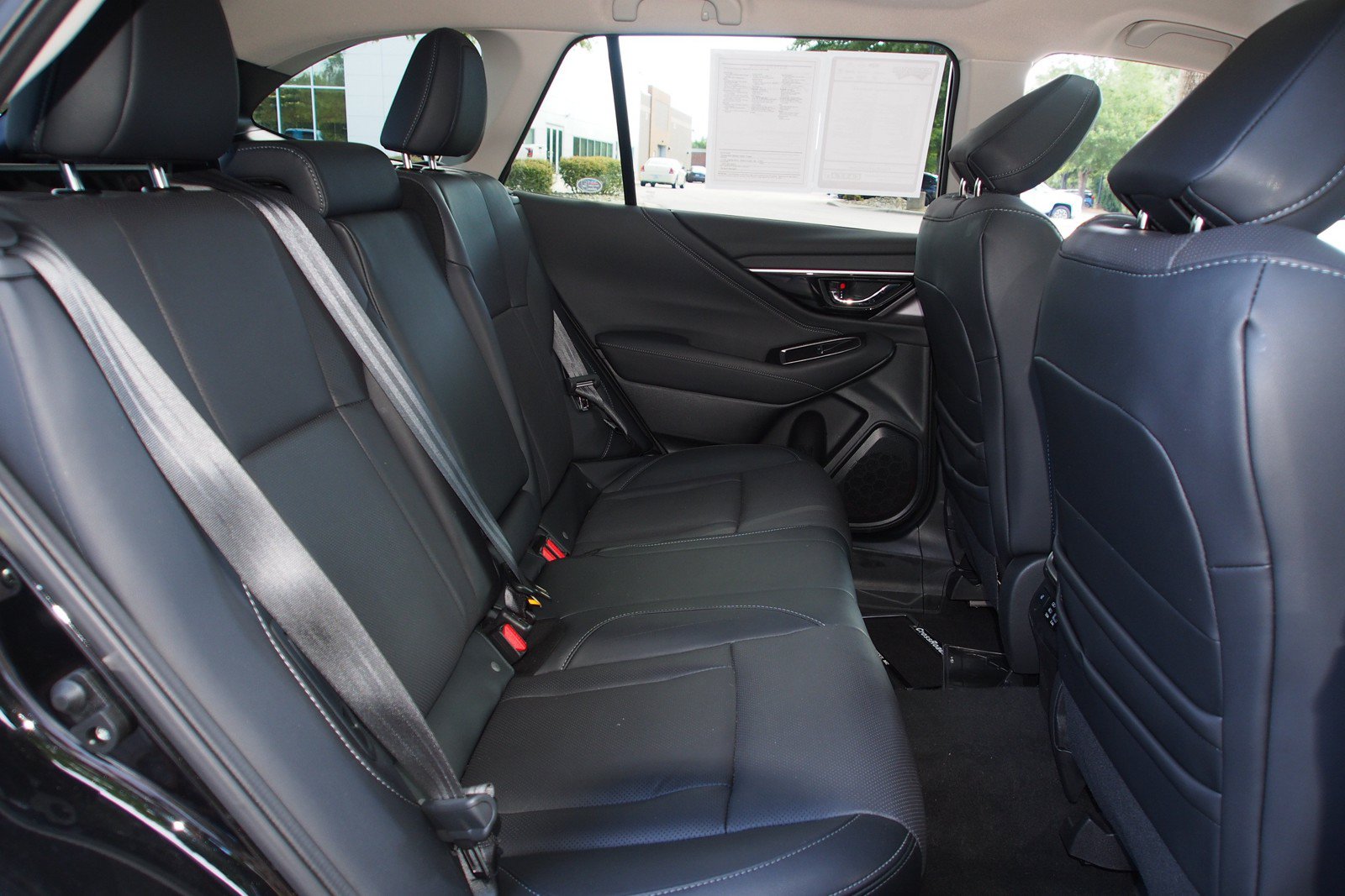 Used 2025 Subaru Outback Limited XT AWD/4WD image 14