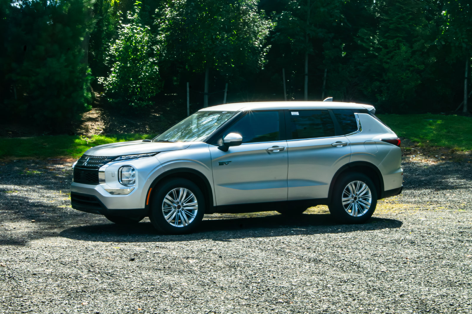 New 2025 Mitsubishi Outlander ES AWD/4WD image 3