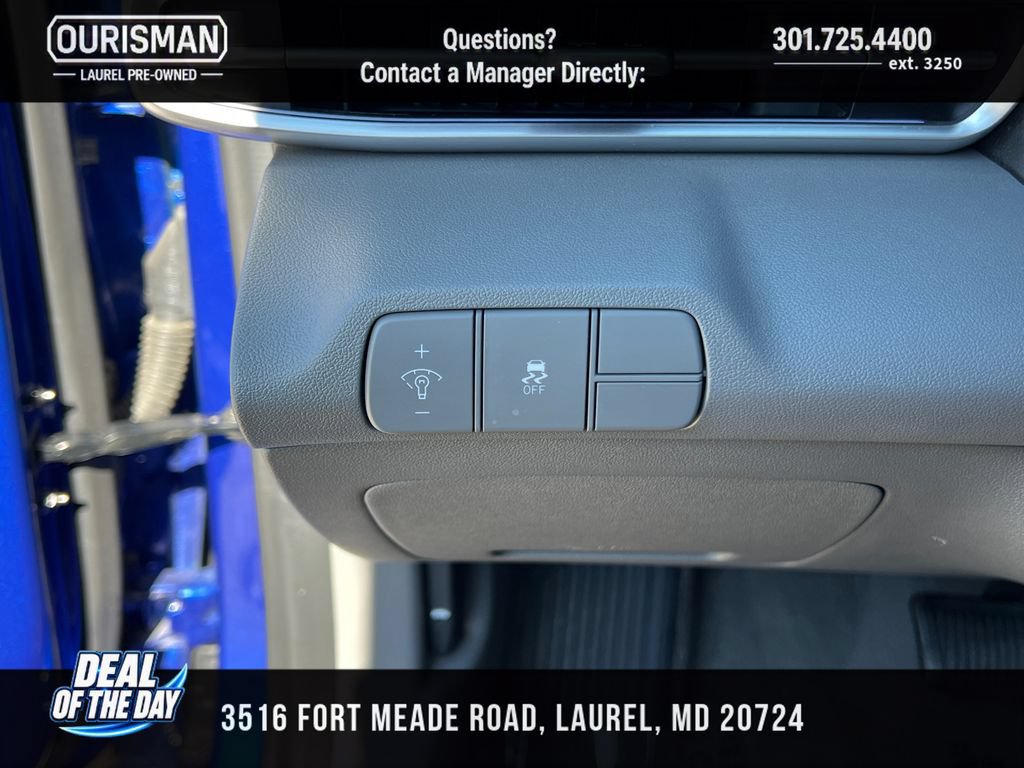 Used 2024 Hyundai Elantra SEL FWD image 27