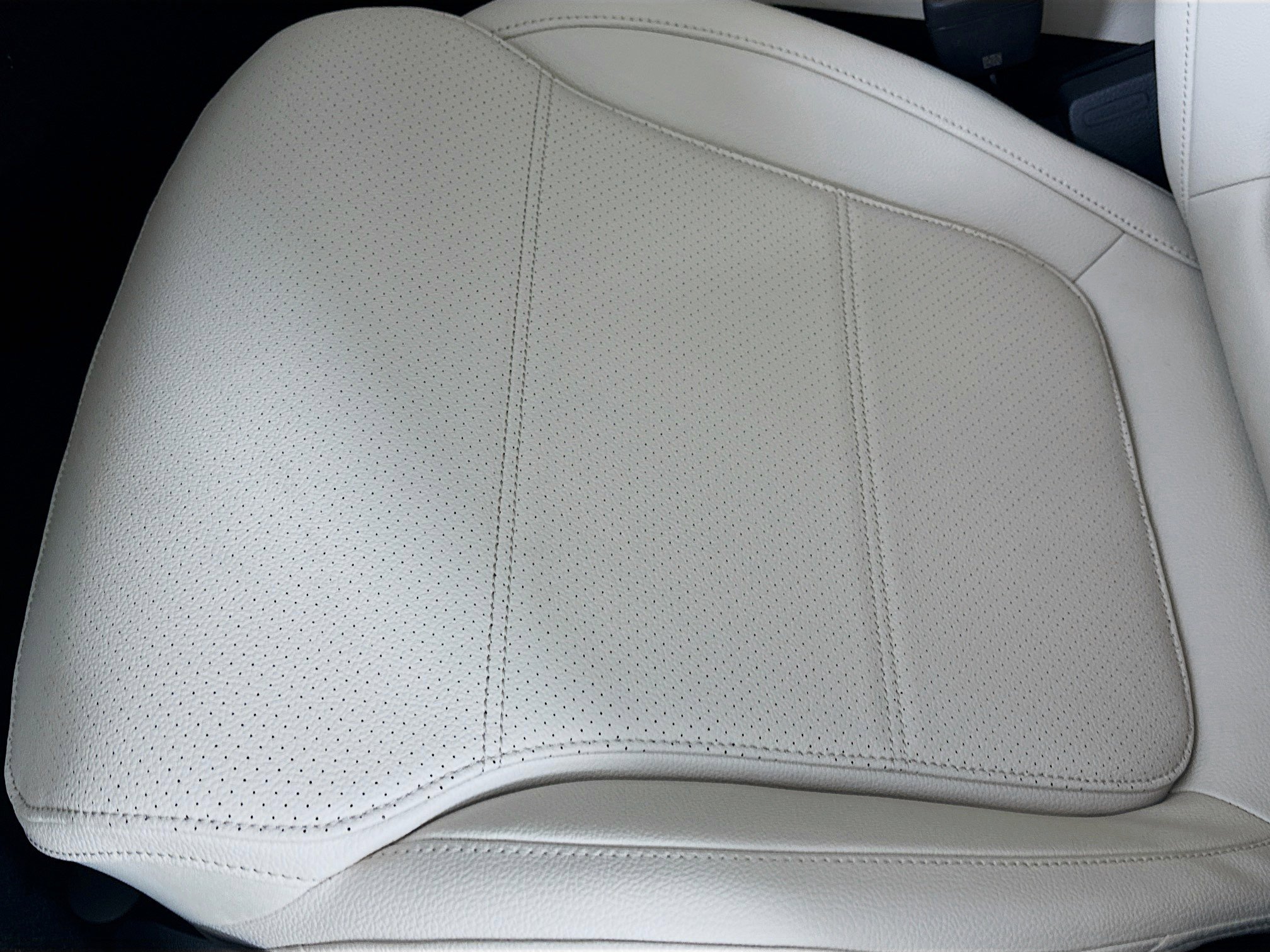 Used 2026 Mercedes-Benz C 300 4MATIC Sedan image 24