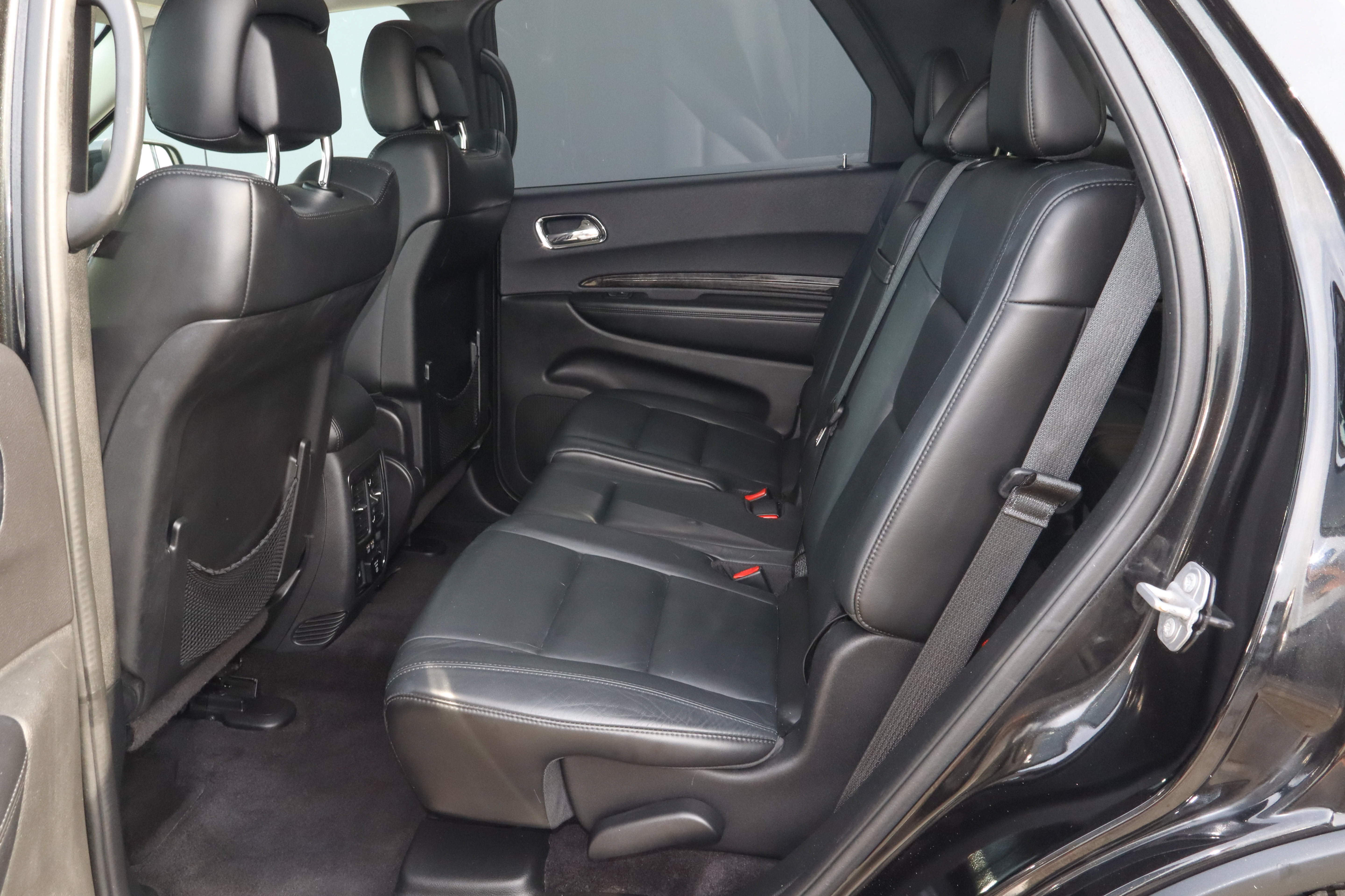 Used 2016 Dodge Durango Limited w/ Nav & Power Liftgate Group AWD/4WD image 8