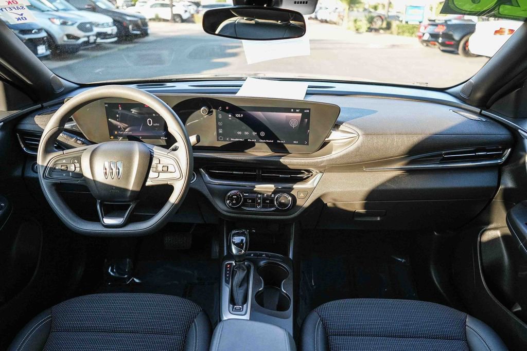 Used 2026 Buick Envista Preferred FWD image 12