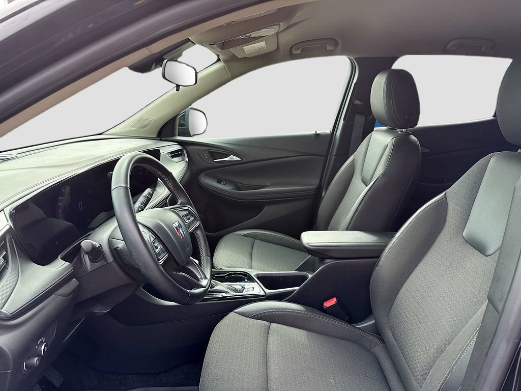 Used 2024 Buick Encore GX Preferred w/ Comfort Package FWD image 9