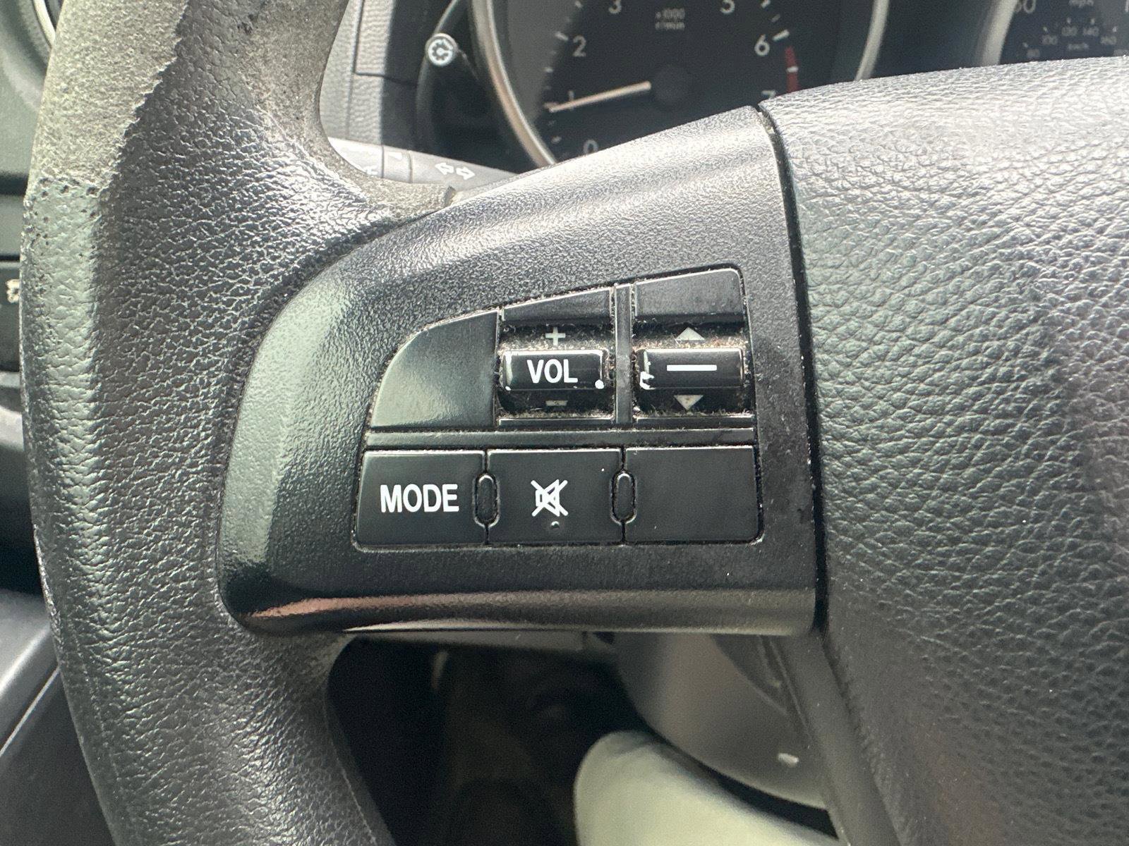 Used 2013 MAZDA MAZDA5 Sport image 16