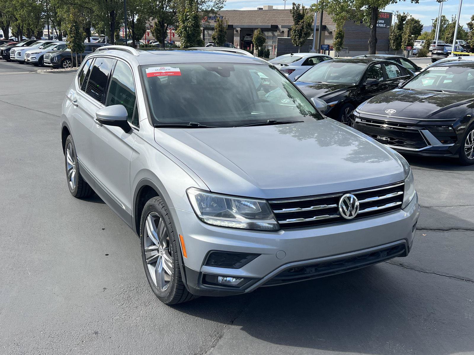 Used 2020 Volkswagen Tiguan SEL w/ 3rd Row Seat Package AWD/4WD image 15