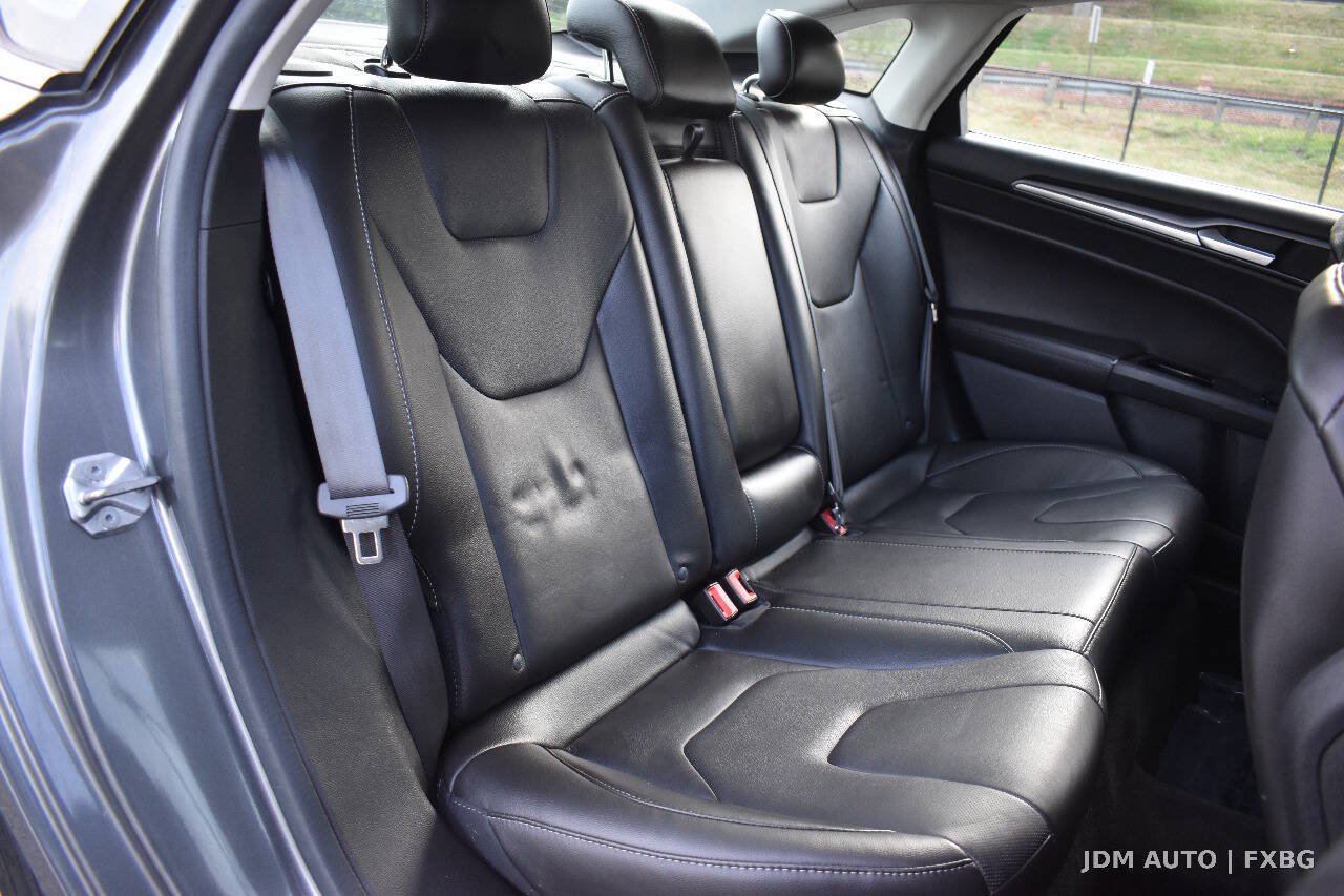 Used 2014 Ford Fusion Titanium FWD image 15