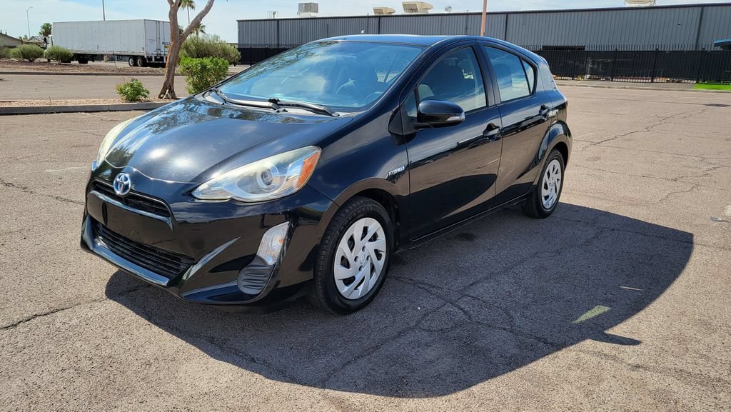 Used 2016 Toyota Prius C Two FWD image 4