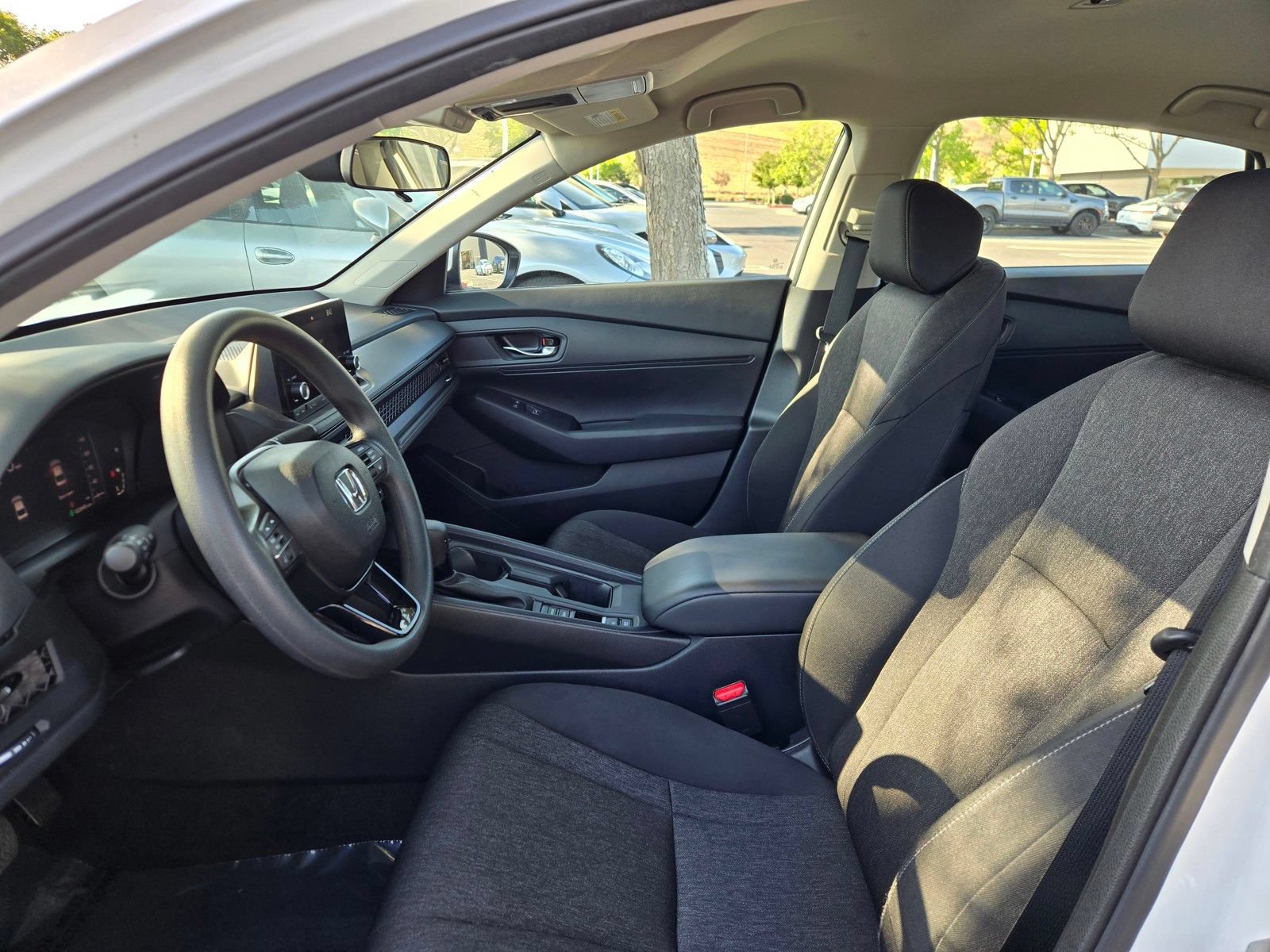 Used 2025 Honda Accord LX image 26