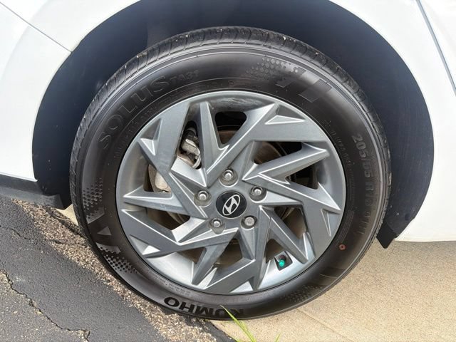 Used 2024 Hyundai Elantra SEL FWD image 27