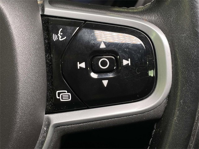 Used 2022 Volvo XC60 T8 Inscription w/ Advanced Package image 37