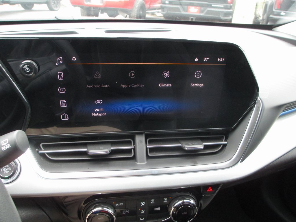 Used 2025 Chevrolet Trax LT image 21