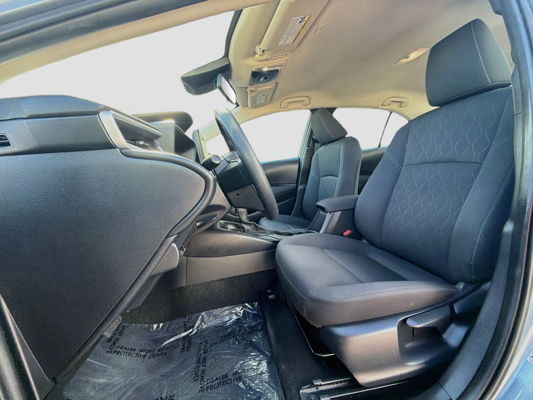Used 2025 Toyota Corolla LE FWD image 13