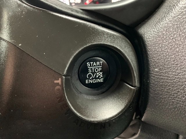 Used 2020 Jeep Renegade Latitude w/ Cold Weather Group image 22