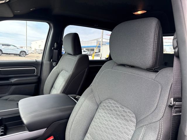 New 2026 RAM 1500 4x4 Crew Cab image 9