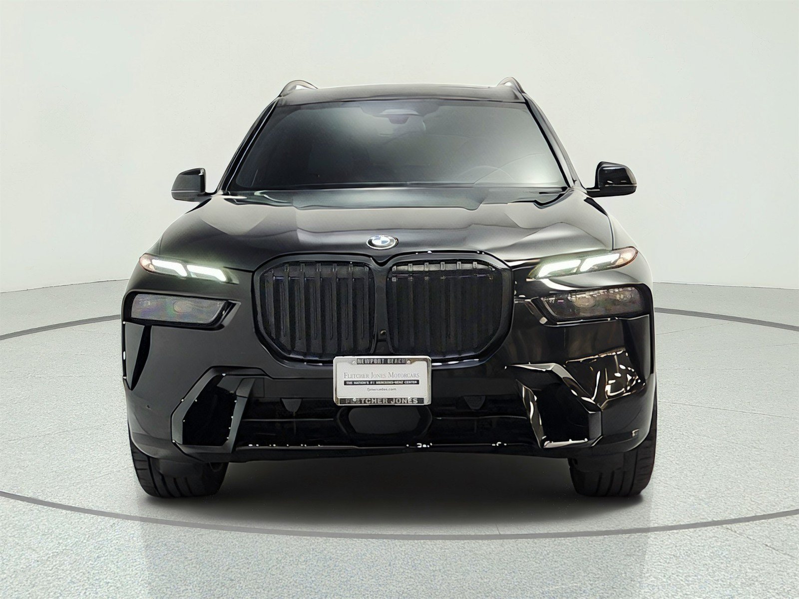 Used 2023 BMW X7 xDrive40i w/ Executive Package AWD/4WD image 2