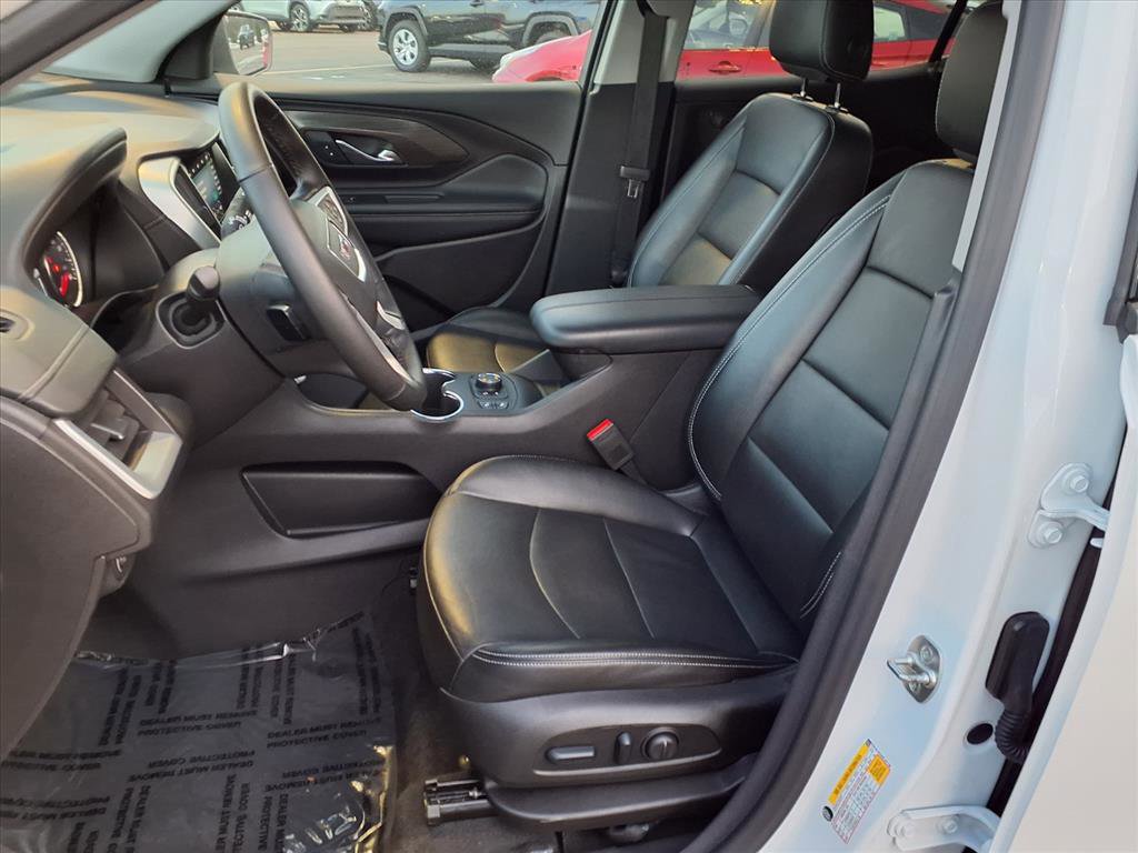Used 2024 GMC Terrain SLT image 4