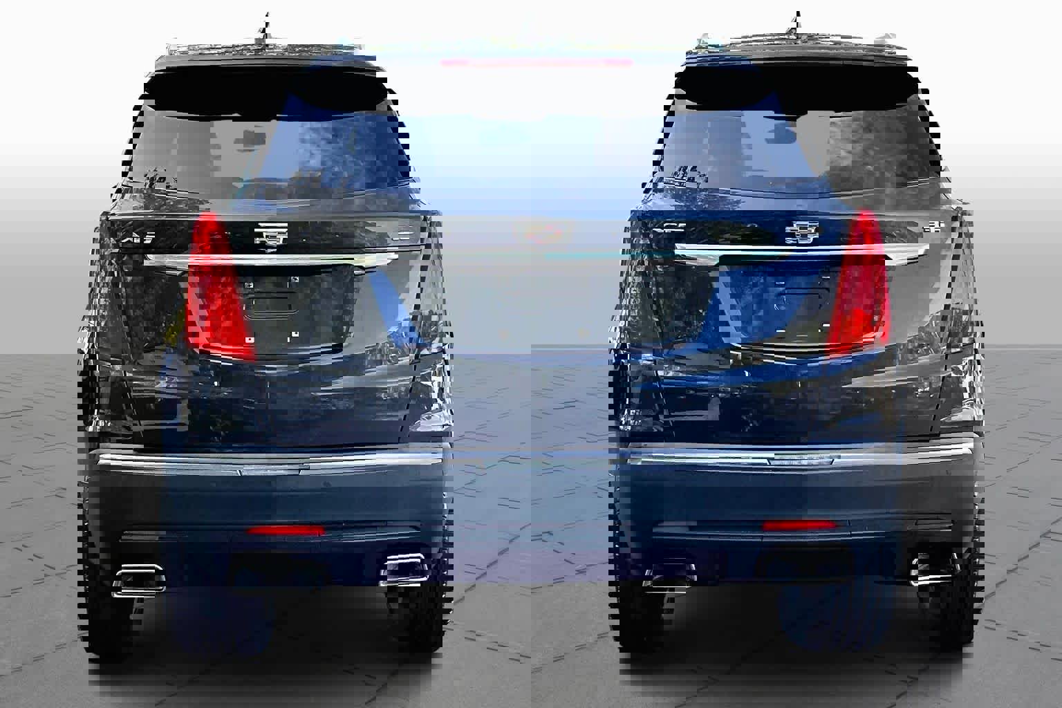 Used 2018 Cadillac XT5 FWD image 5