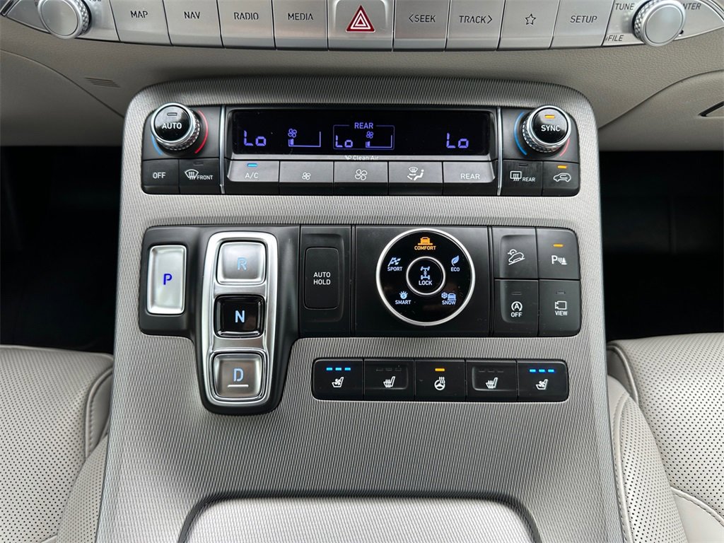 Used 2021 Hyundai Palisade Limited image 14