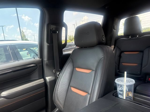 Used 2022 GMC Sierra 1500 AT4 w/ AT4 Premium Package AWD/4WD image 17
