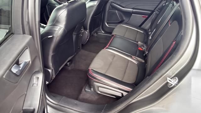 Used 2025 Ford Escape ST-Line Select AWD/4WD image 23