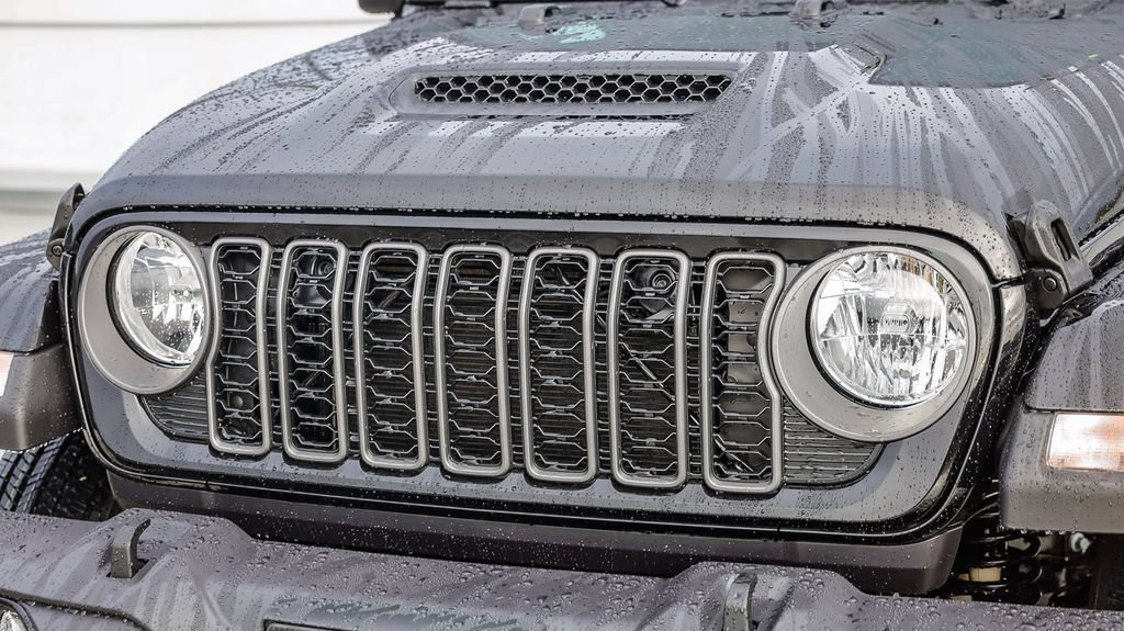 New 2026 Jeep Gladiator Sport AWD/4WD image 6
