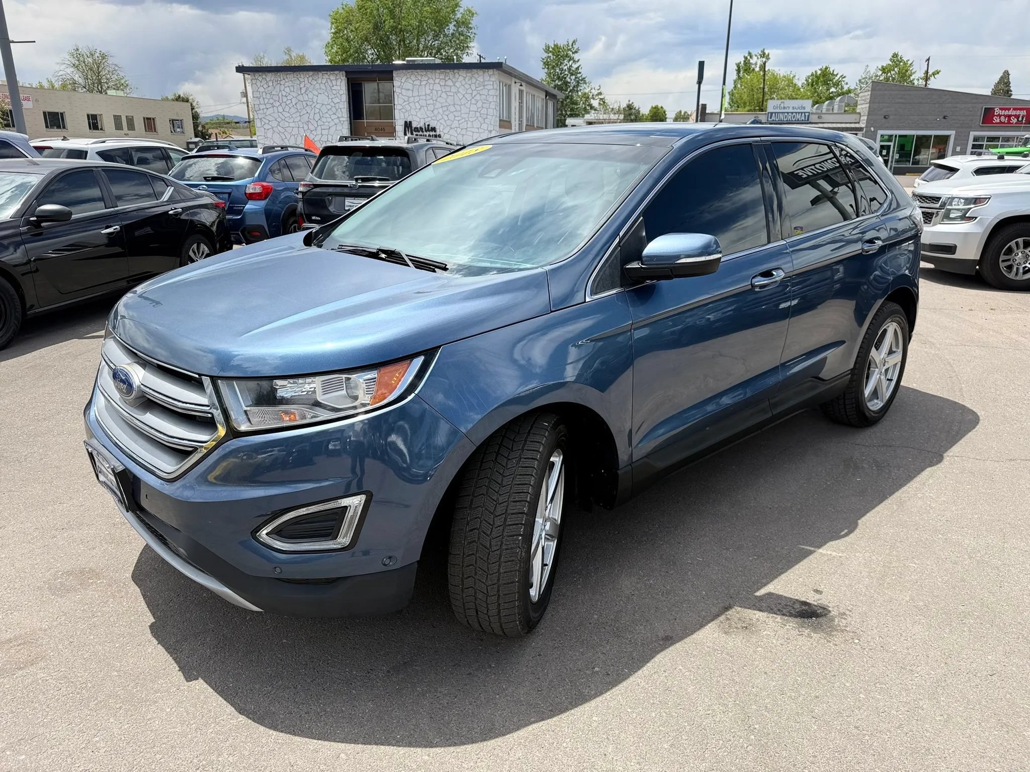 Used 2018 Ford Edge Titanium w/ Equipment Group 302A AWD/4WD image 5