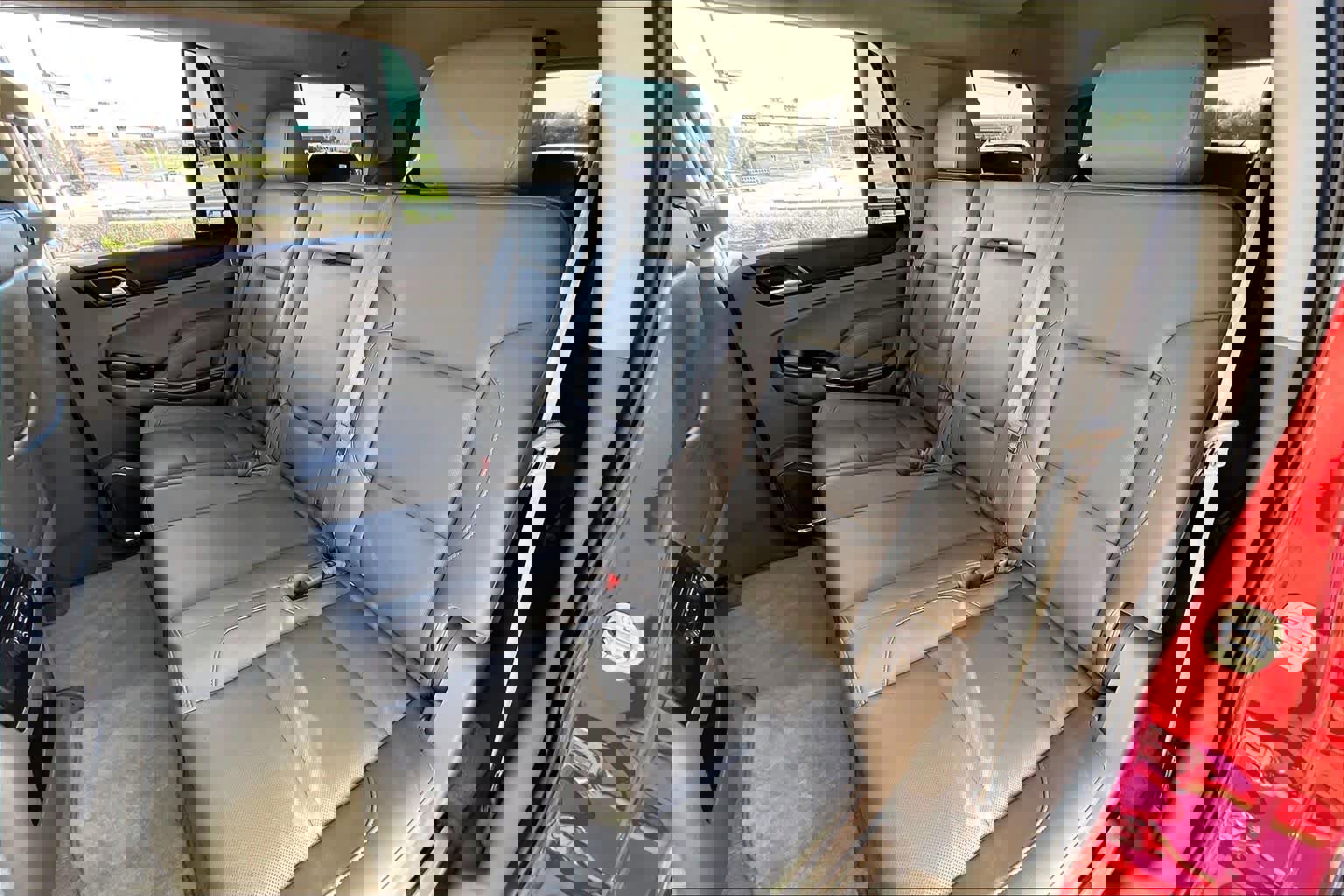 Used 2015 GMC Yukon SLT image 21