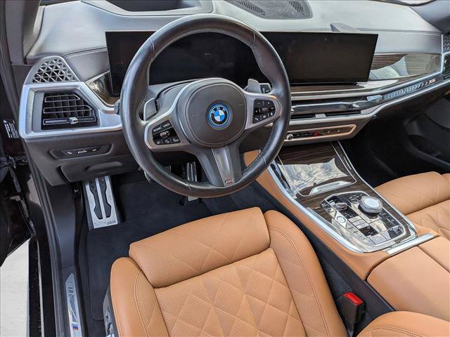 Used 2024 BMW X5 xDrive50e w/ Executive Package AWD/4WD image 8