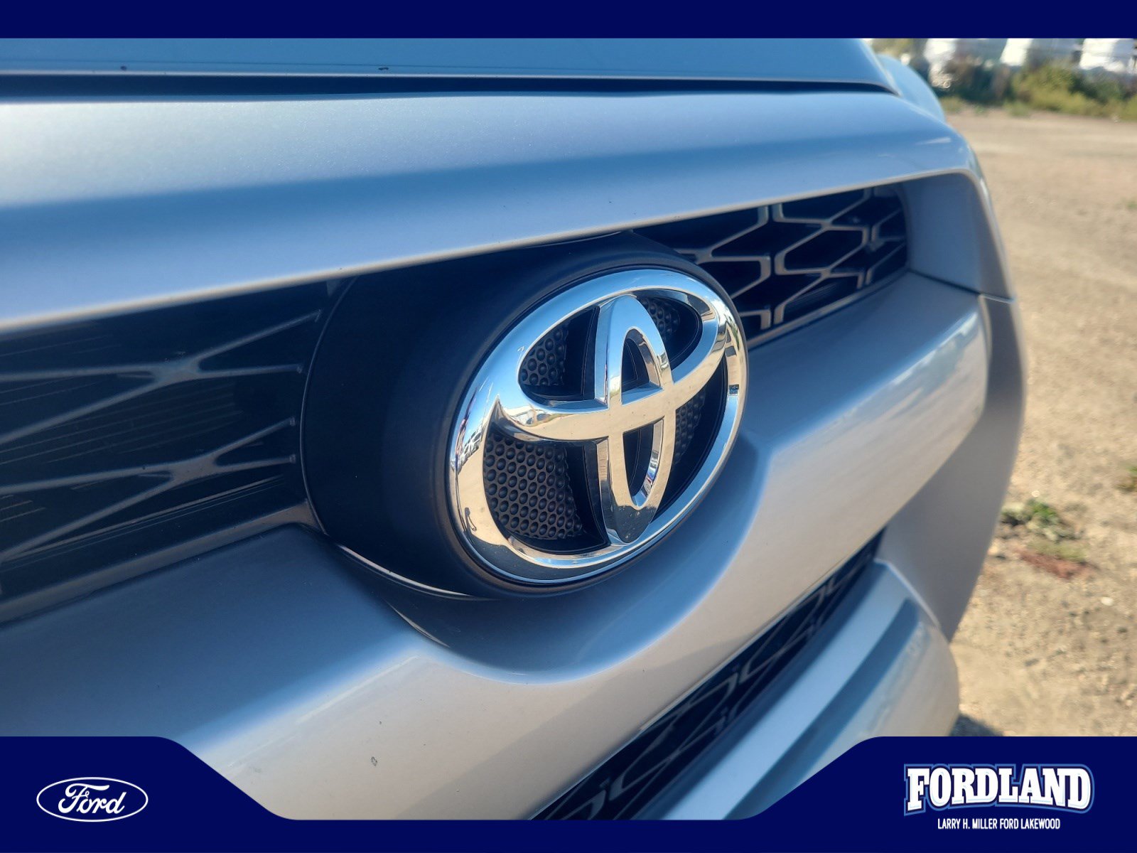 Used 2016 Toyota 4Runner Trail Premium AWD/4WD image 23