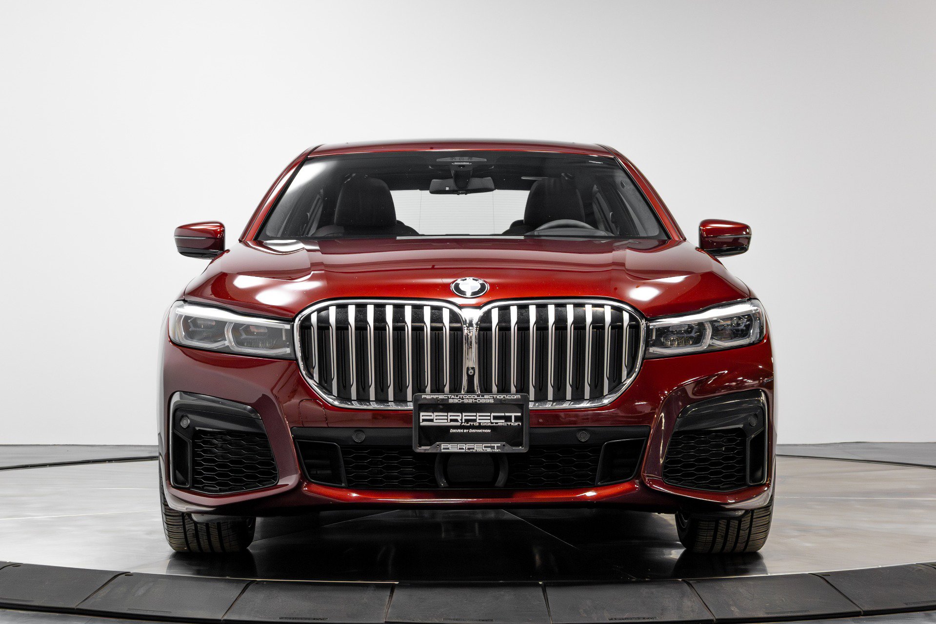 Used 2020 BMW 750i xDrive w/ Executive Package image 39