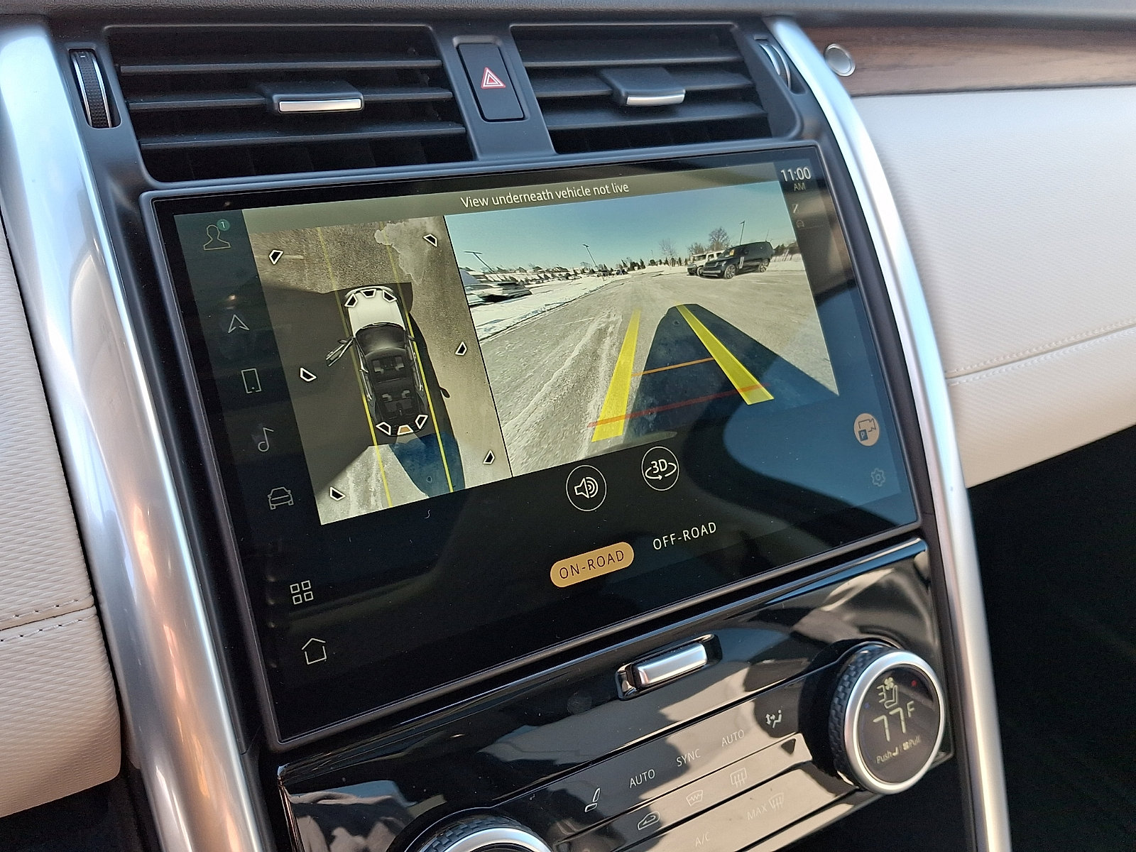 Used 2025 Land Rover Discovery Dynamic SE image 18