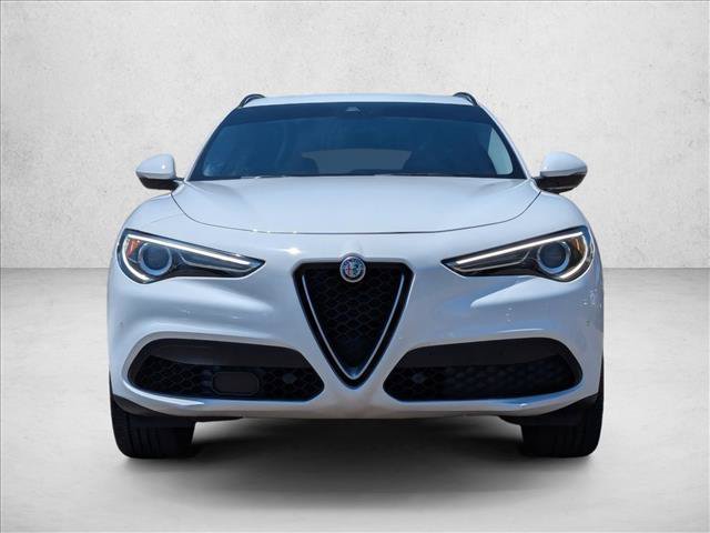 Used 2018 Alfa Romeo Stelvio Sport w/ Quick Order Package 22J Sport AWD/4WD image 2