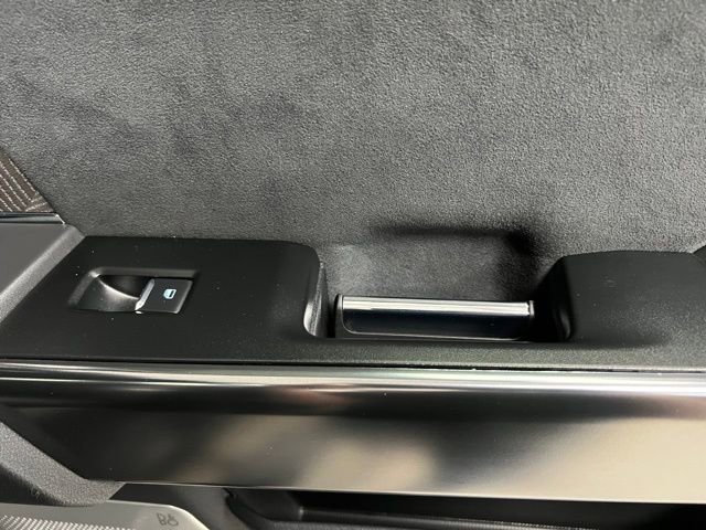 Used 2024 Ford F350 Platinum image 52