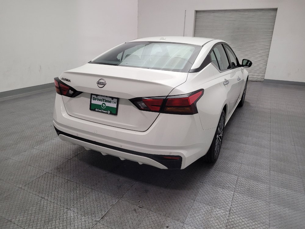Used 2025 Nissan Altima 2.5 SV FWD image 7