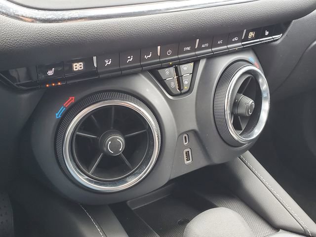 Certified 2023 Chevrolet Blazer LT w/ Convenience Package image 32