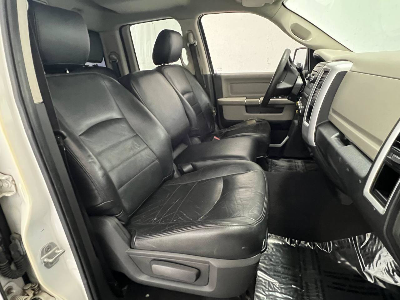 Used 2012 RAM 1500 Classic SLT AWD/4WD image 12