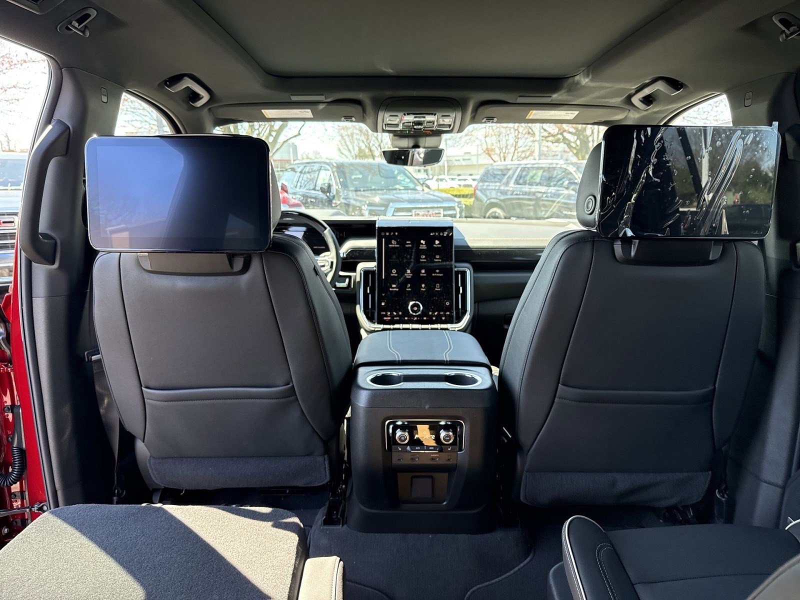New 2026 GMC Yukon XL Elevation w/ Elevation Premium Package AWD/4WD image 19