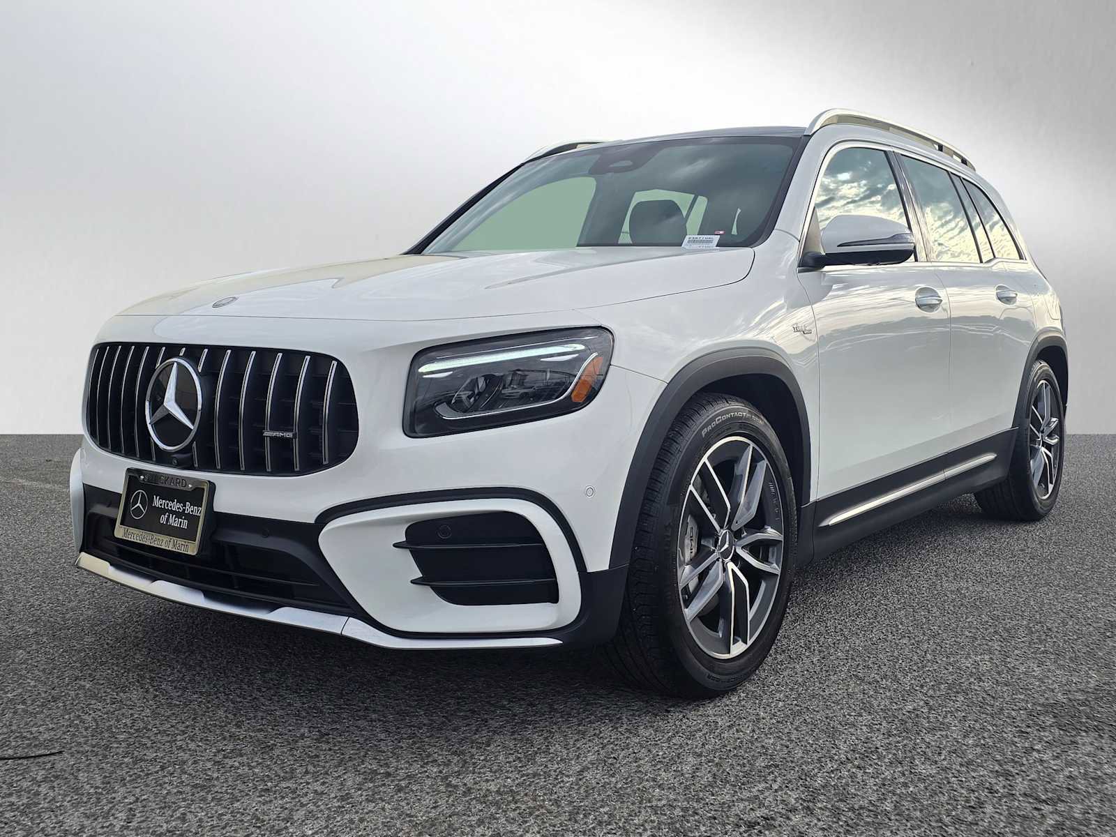 Used 2025 Mercedes-Benz GLB 35 AMG 4MATIC image 7