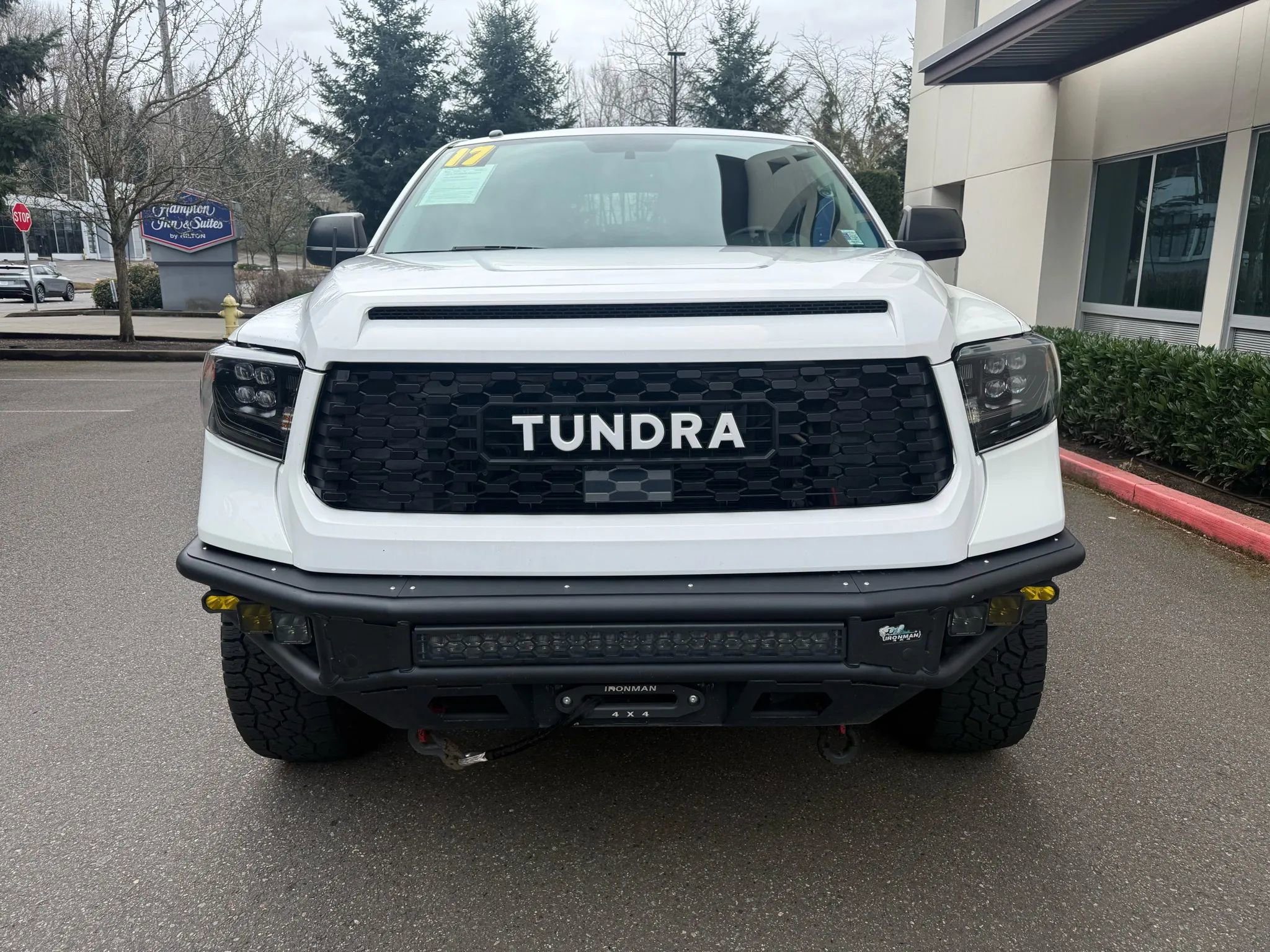 Used 2017 Toyota Tundra SR5 image 6