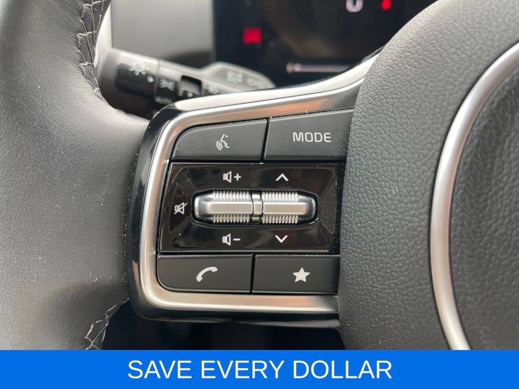 Used 2024 Kia Sorento EX w/ Panoramic Sunroof Package FWD image 20