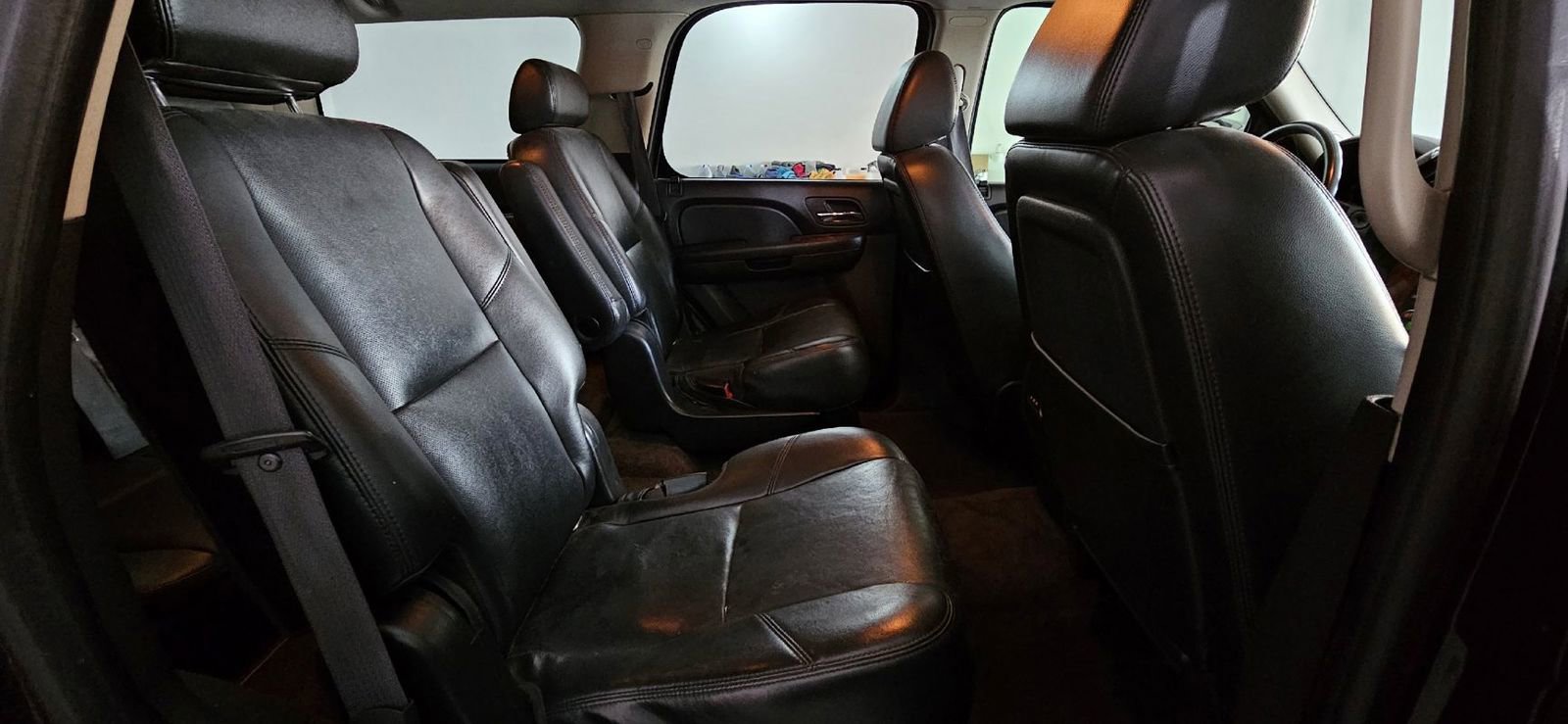 Used 2009 Chevrolet Tahoe LTZ AWD/4WD image 18