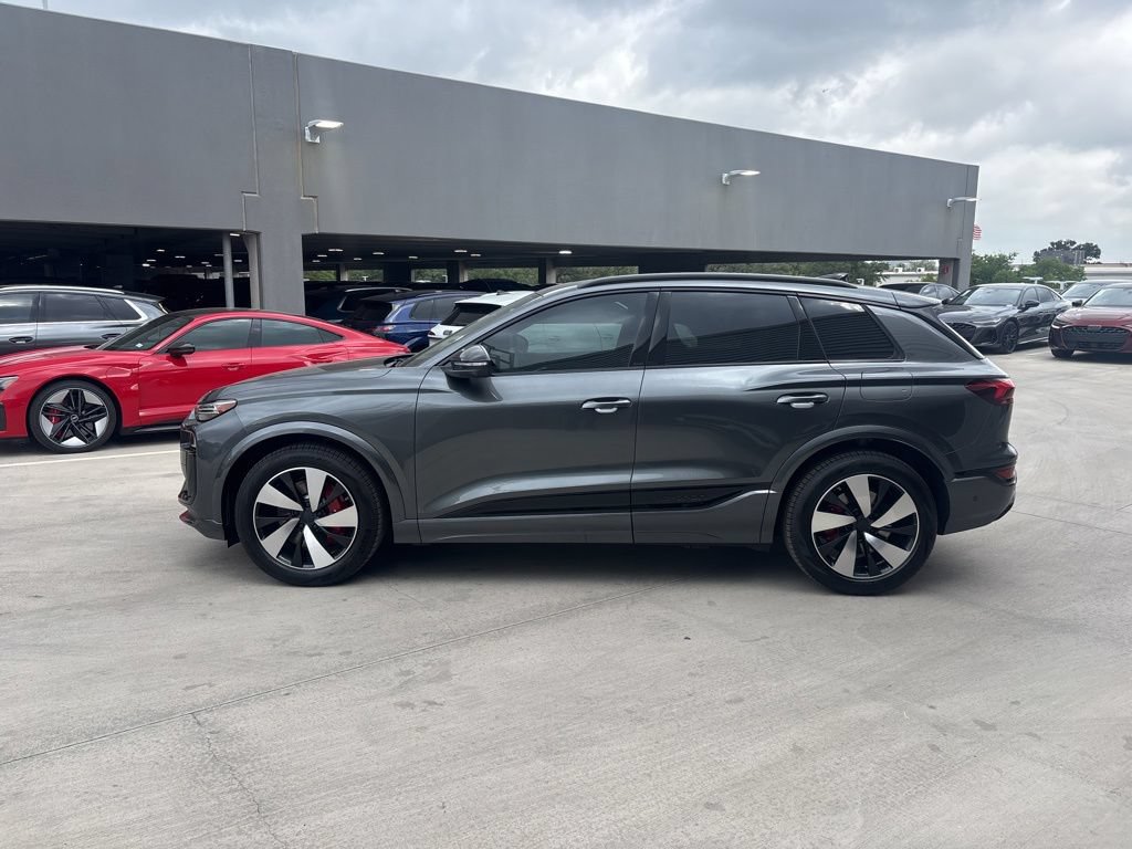 New 2027 Audi SQ6 e-tron Prestige AWD/4WD image 9
