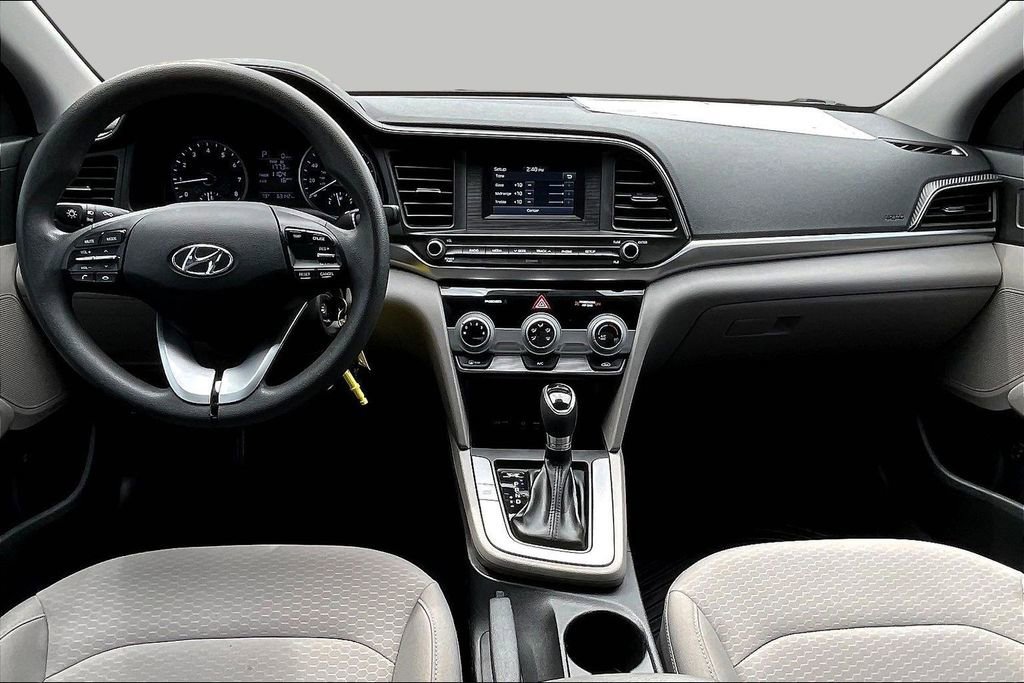 Used 2019 Hyundai Elantra SE FWD image 7
