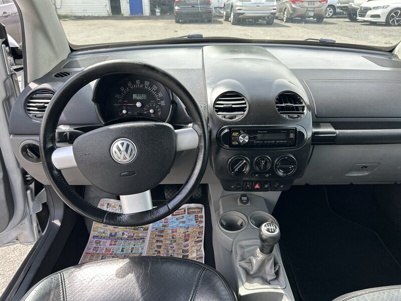 Used 2003 Volkswagen Beetle GLX FWD image 10