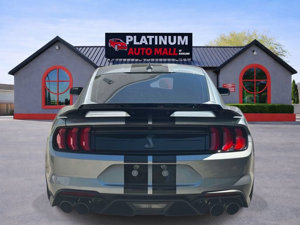 Used 2021 Ford Mustang Shelby GT500 w/ Technology Package RWD image 5