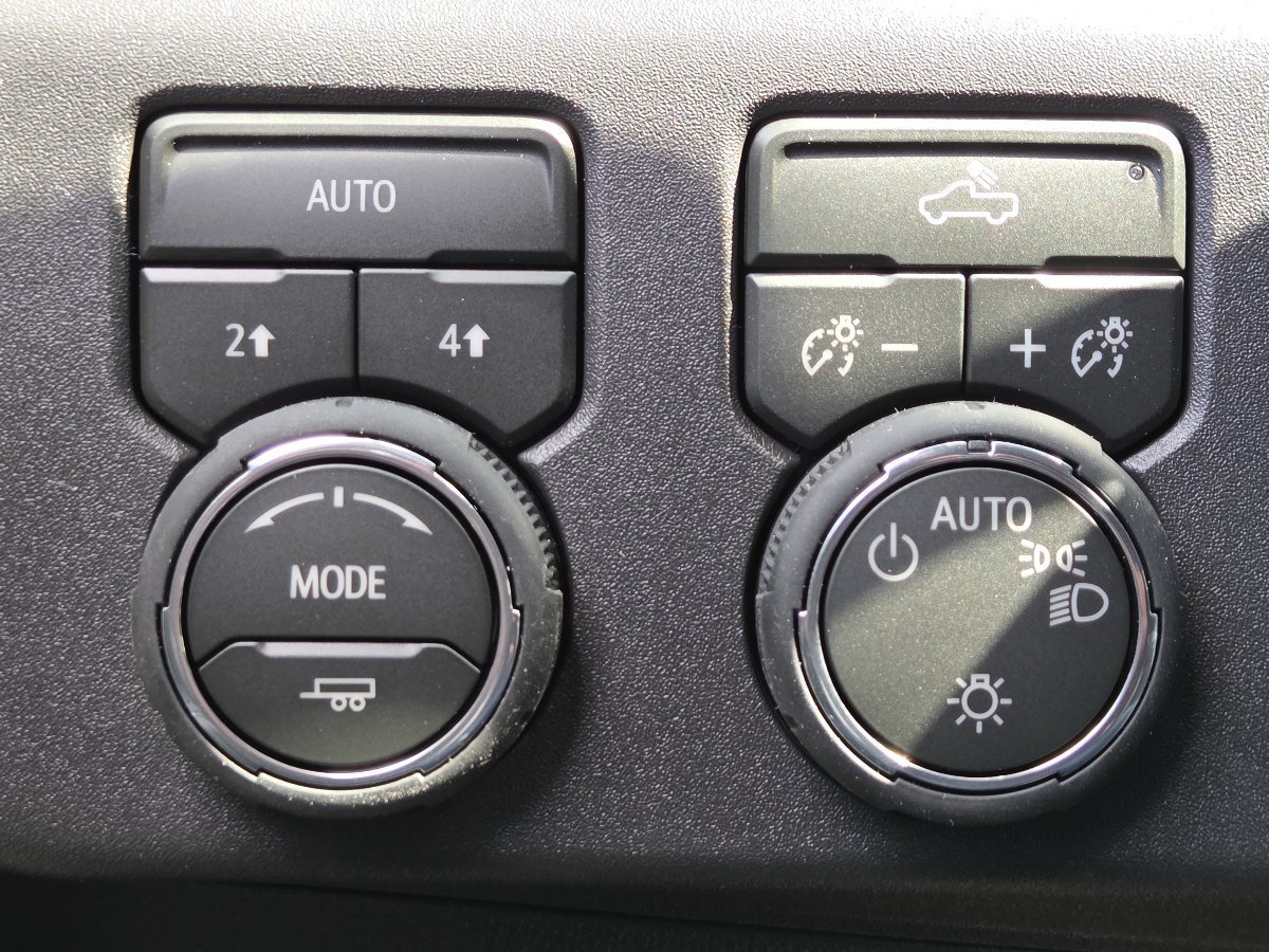 New 2026 Chevrolet Silverado 1500 LT AWD/4WD image 6